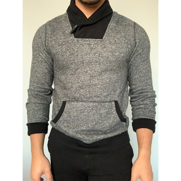 Express Fleece Sweater - Picture 3 of 7